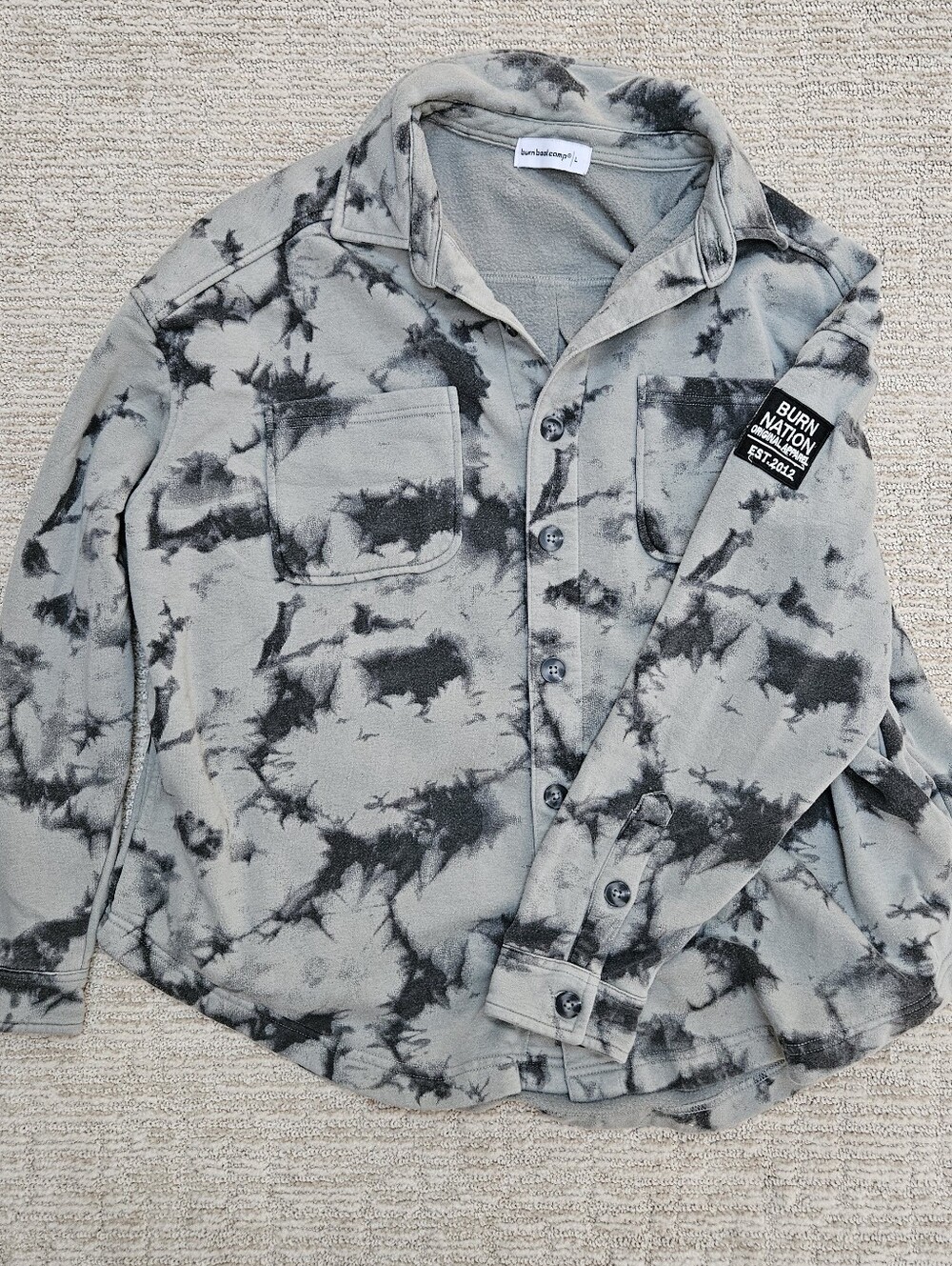 Women’s Green Tie-Dye Button-Up Shacket
